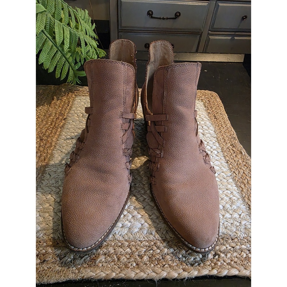 Lucky Brand Sz 9.5 Forbas  Mainz Nubuck‎ Leather Cut Out Block Heel Ankle Bootie